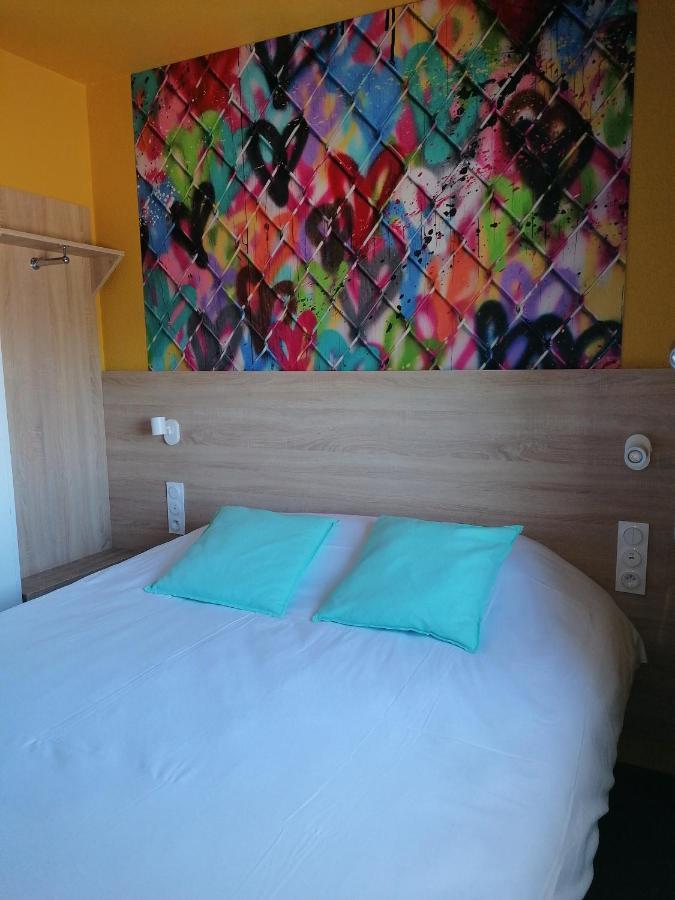 Kyriad Direct 2*